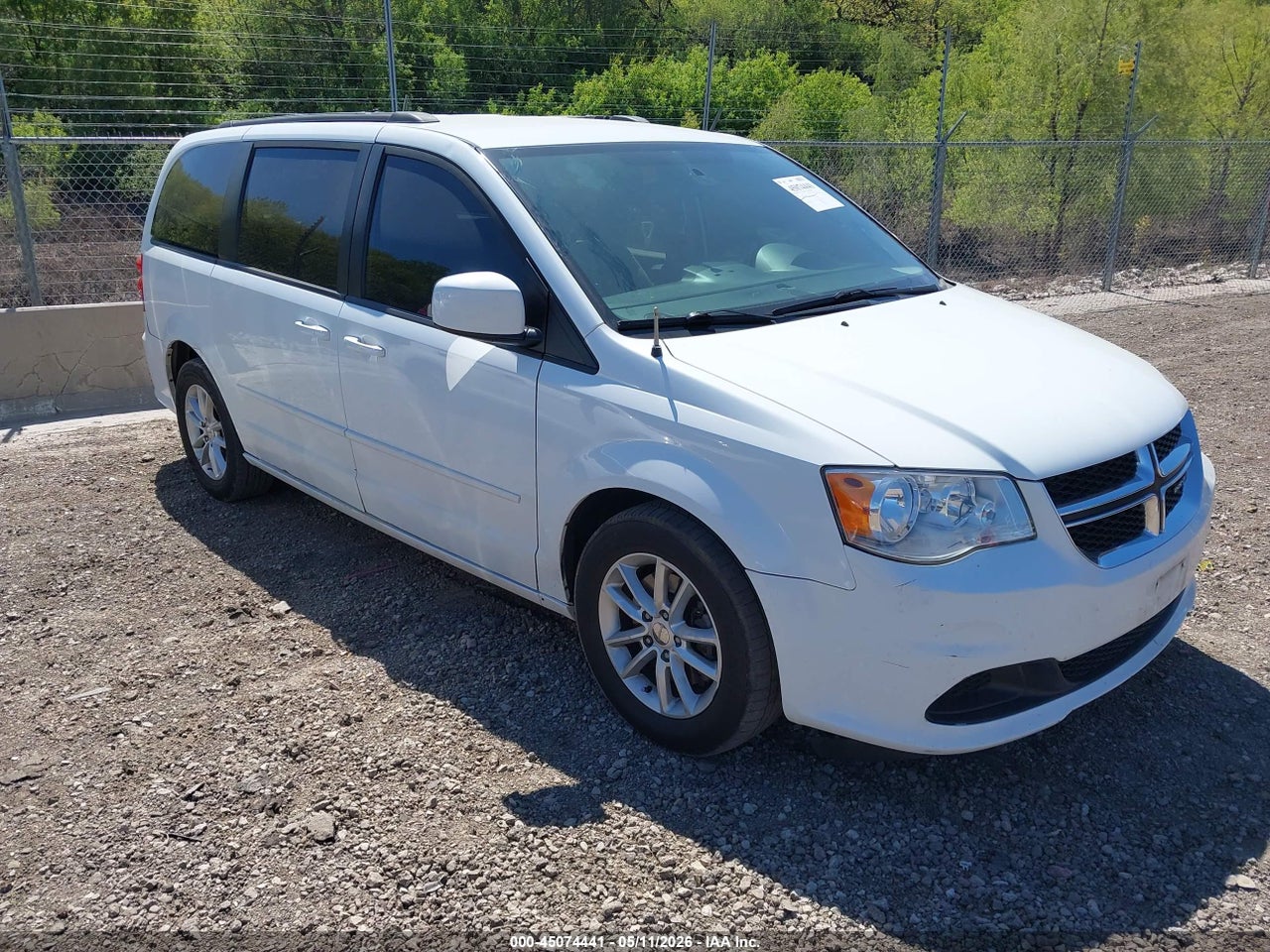 2C4RDGCG8GR****** · 2016 DODGE GRAND CARAVAN SXT