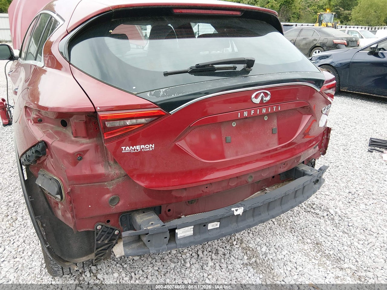 2017 INFINITI QX30 · 6/11