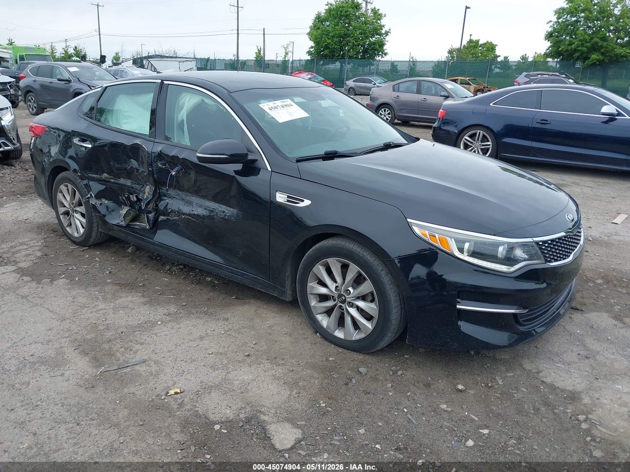 5XXGU4L38GG****** · 2016 KIA OPTIMA EX