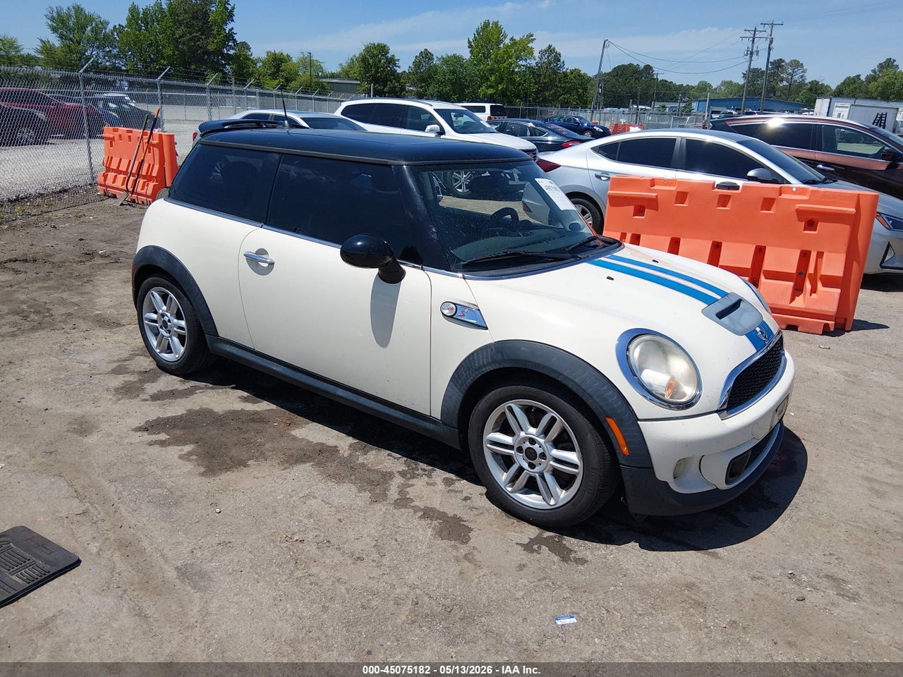 WMWSV3C52BT****** · 2011 MINI COOPER S