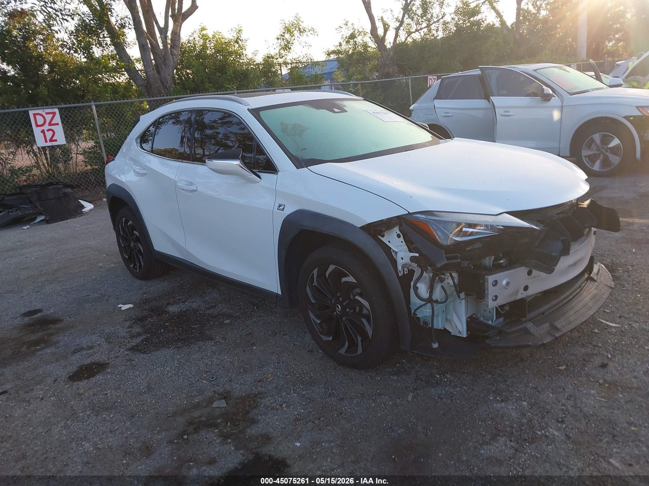JTHE3JBH8M2****** · 2021 LEXUS UX 200 F SPORT