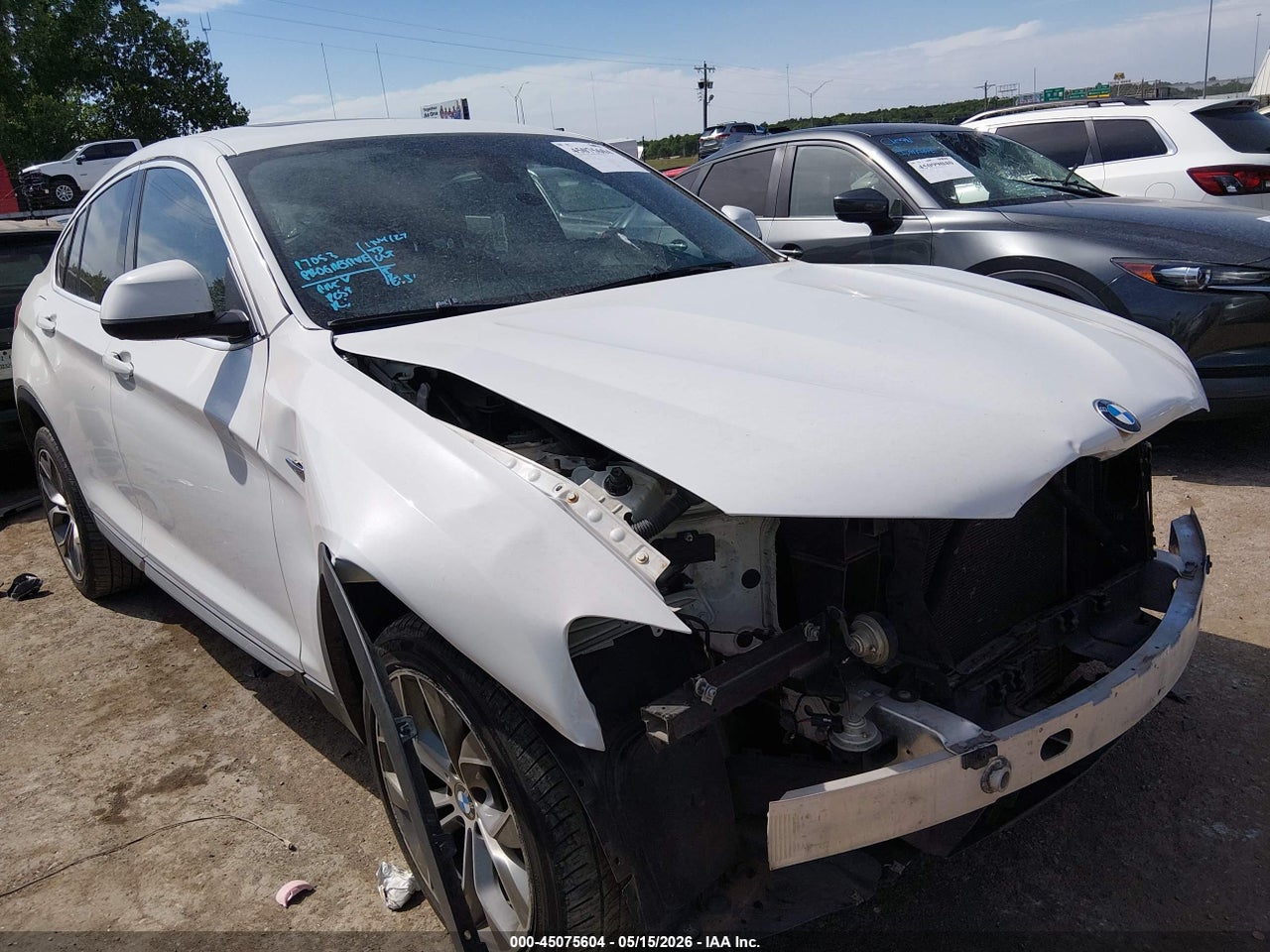 5UXXW3C59J0****** · 2018 BMW X4 XDRIVE28I