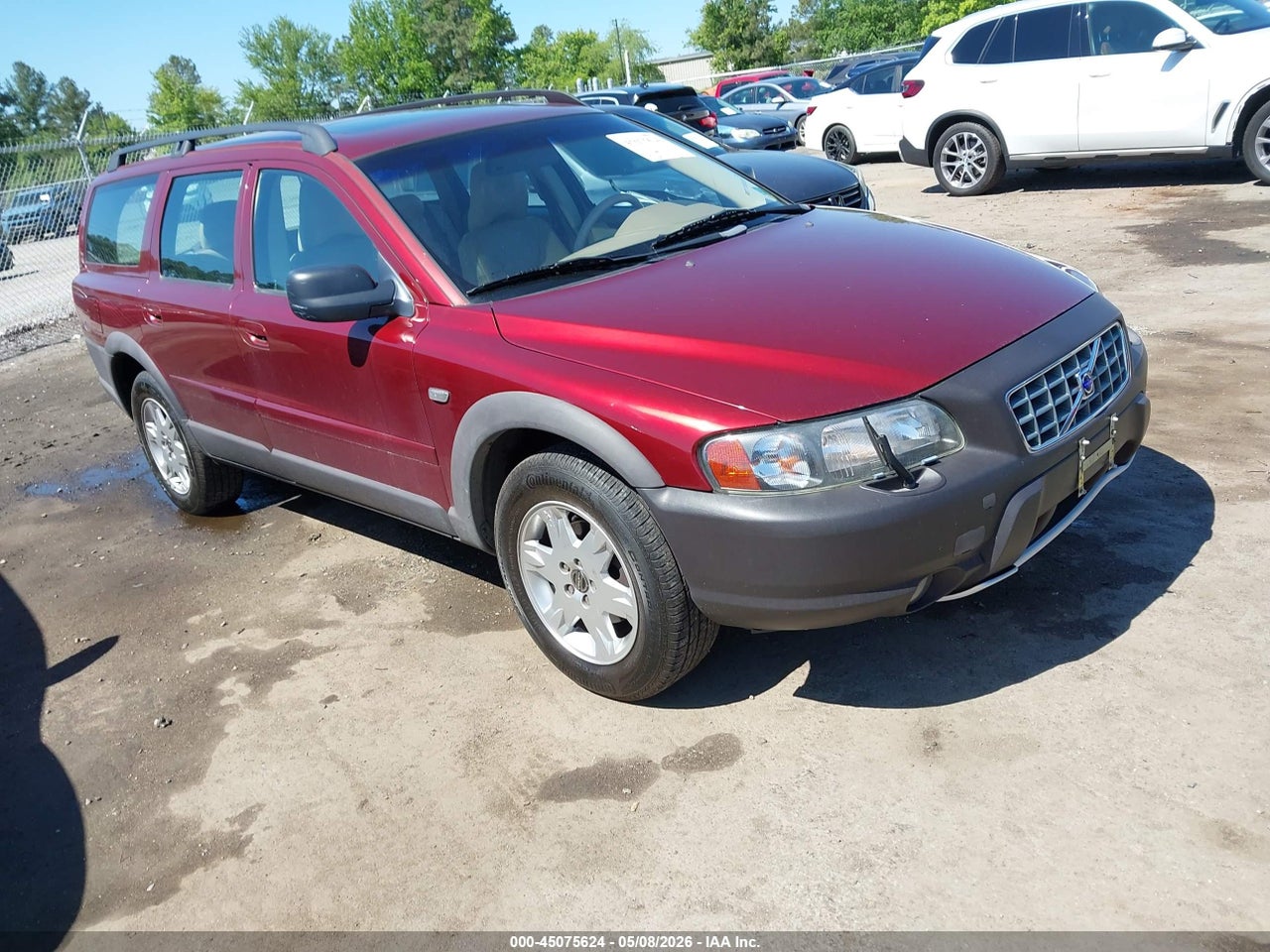 YV1SZ58D111****** · 2001 VOLVO V70 XC
