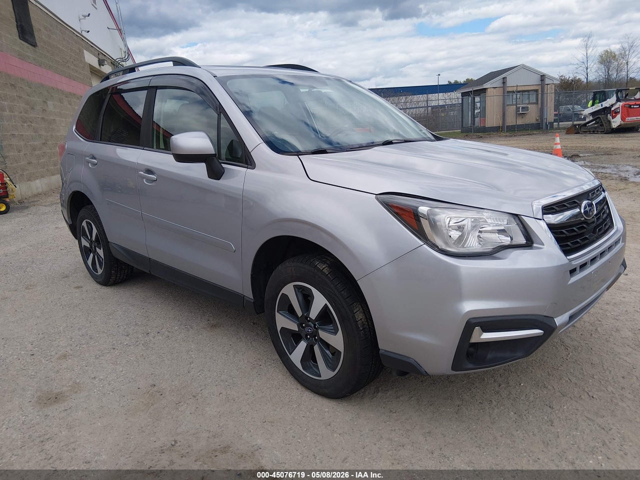 JF2SJAEC6JH****** · 2018 SUBARU FORESTER 2.5I PREMIUM