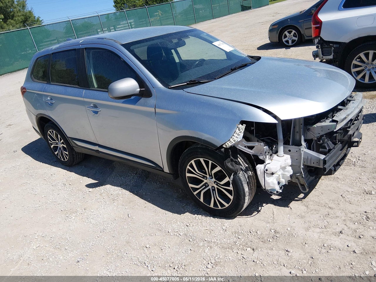 2017 MITSUBISHI OUTLANDER ES