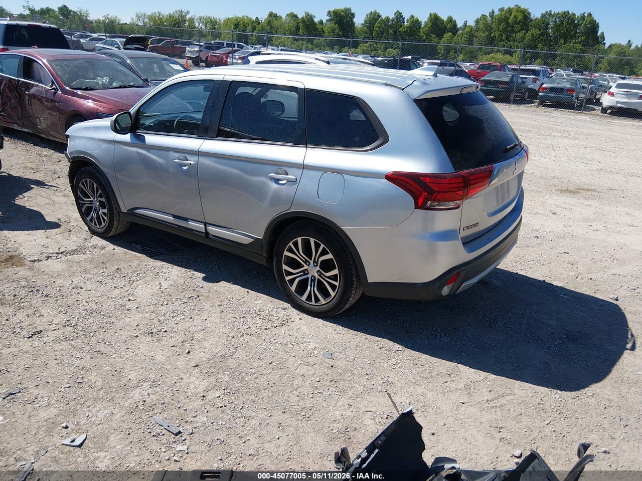 2017 MITSUBISHI OUTLANDER ES · 3/11
