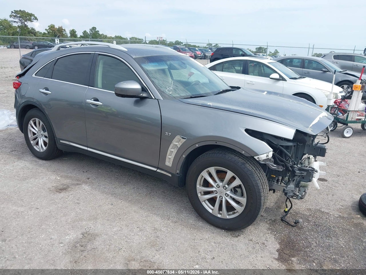 JN8CS1MW7HM****** · 2017 INFINITI QX70