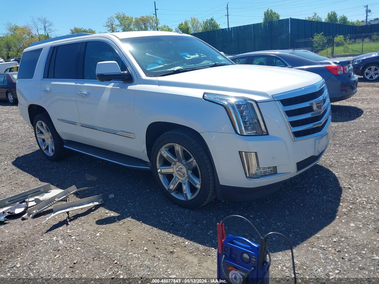 1GYS4BKJ2GR****** · 2016 CADILLAC ESCALADE LUXURY COLLECTION