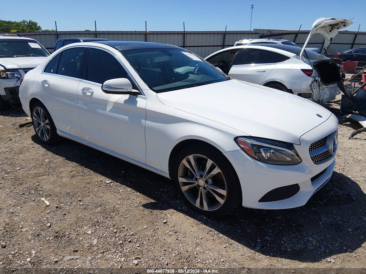 55SWF4KB2FU****** · 2015 MERCEDES-BENZ C 300 4MATIC/LUXURY 4MATIC/SPORT 4MATIC