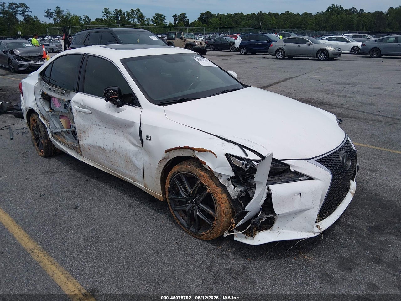 JTHBA1D21G5****** · 2016 LEXUS IS 200T