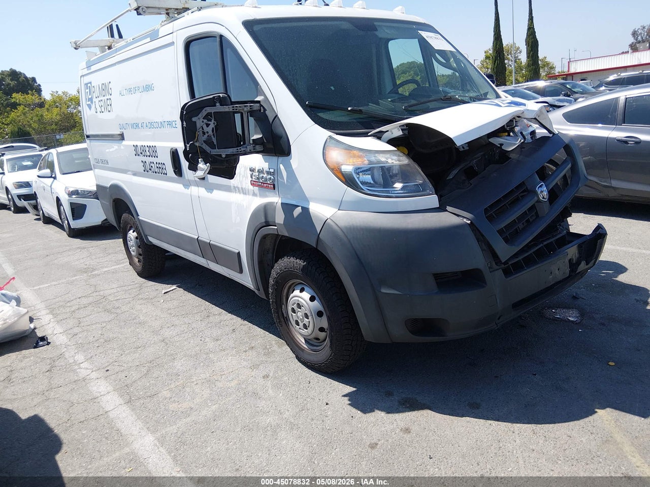 3C6TRVNG7JE****** · 2018 RAM PROMASTER 1500 LOW ROOF 118 WB