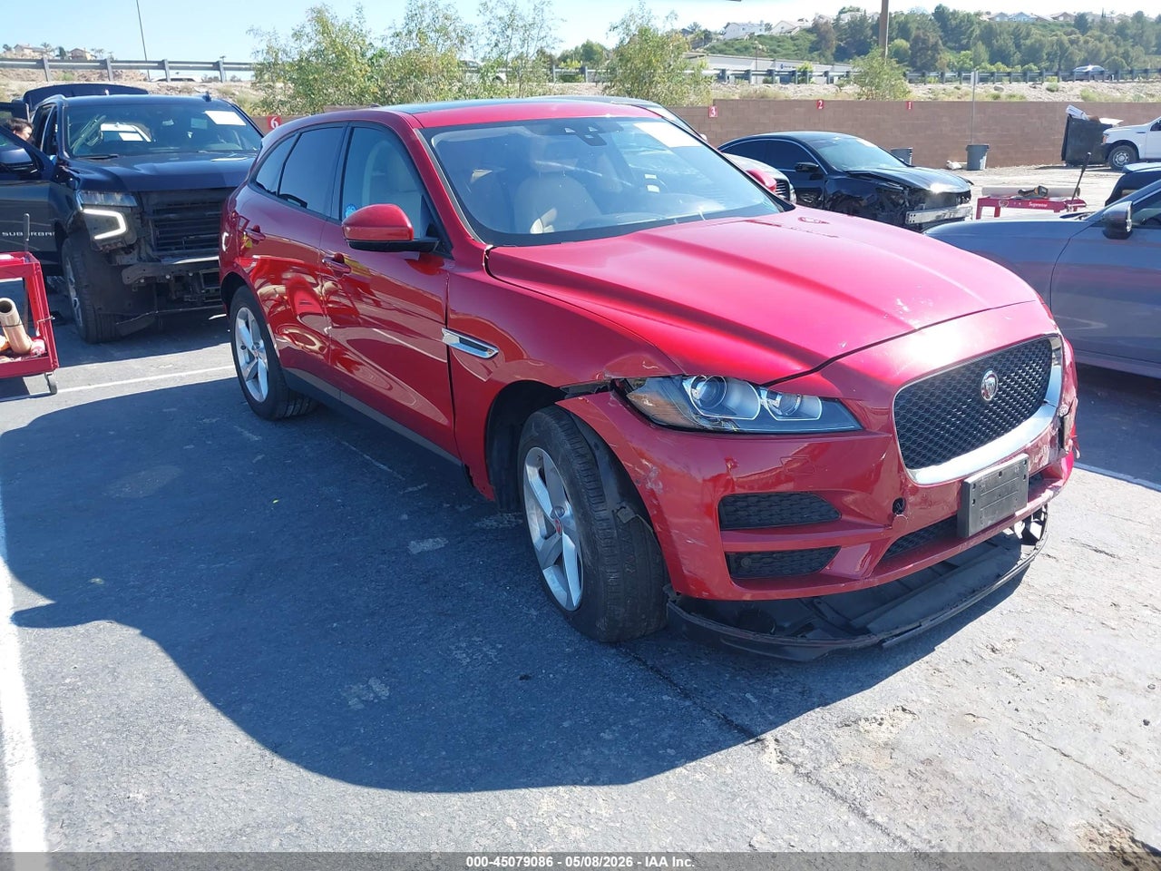 SADCJ2BV1HA****** · 2017 JAGUAR F-PACE 35T PREMIUM