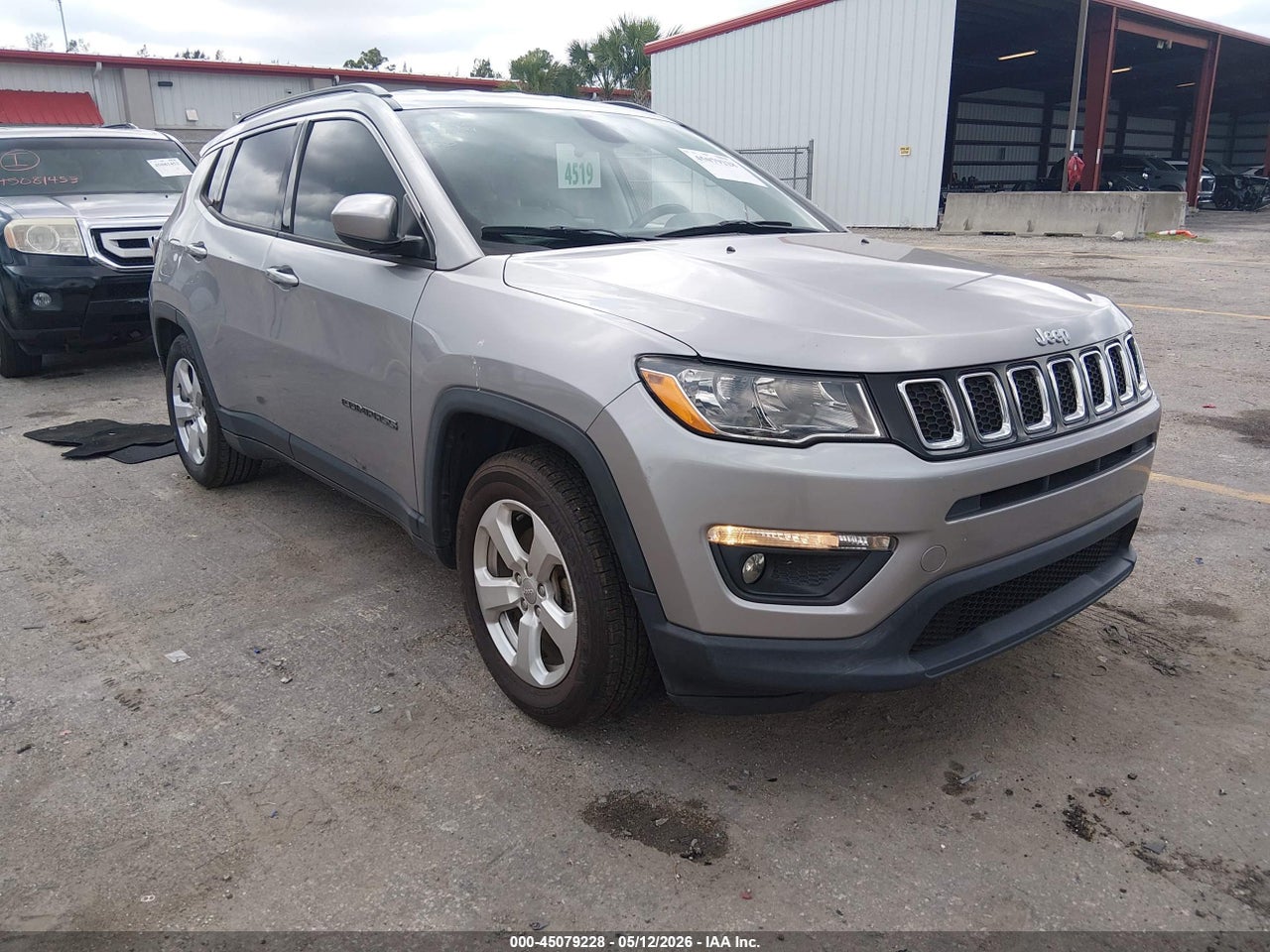 3C4NJCBB7KT****** · 2019 JEEP COMPASS LATITUDE FWD
