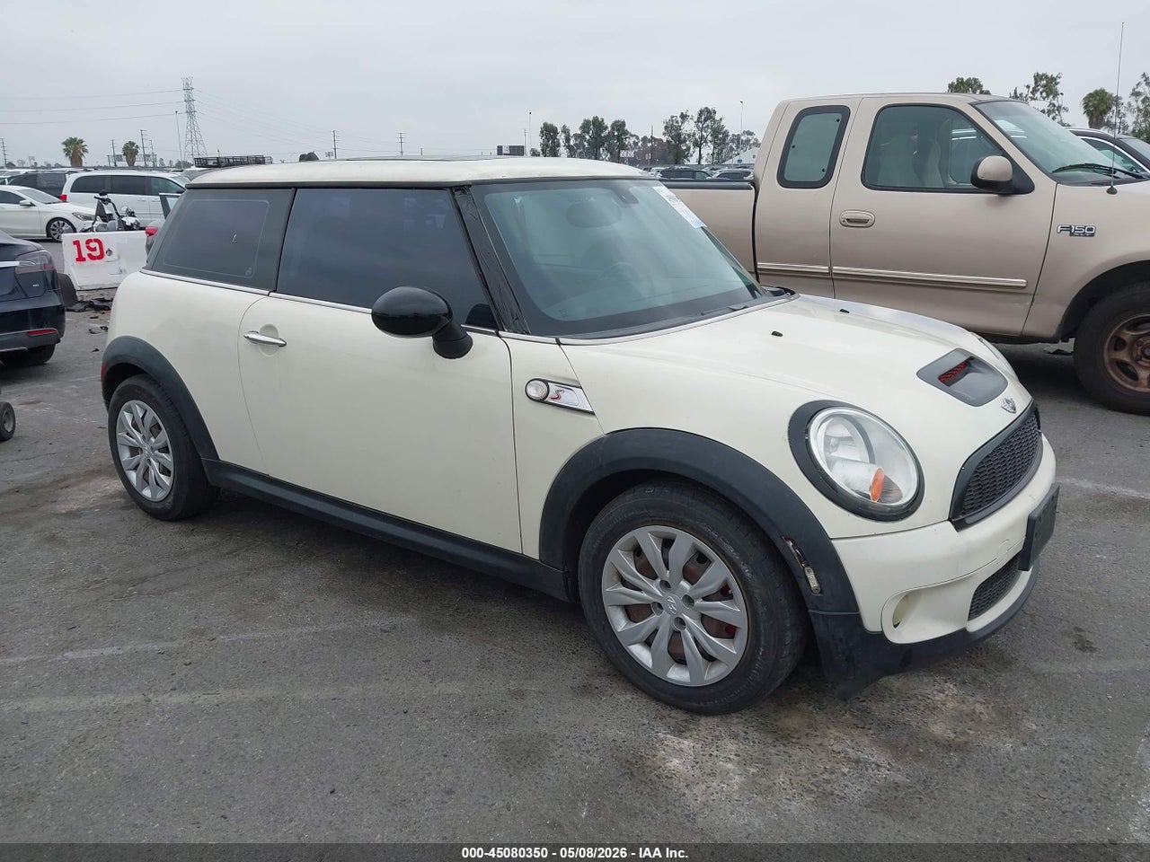 WMWMF73569T****** · 2009 MINI COOPER S