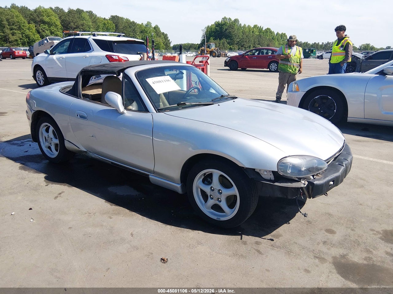 JM1NB3537Y0****** · 2000 MAZDA MX-5 MIATA LS/SPECIAL EDITION