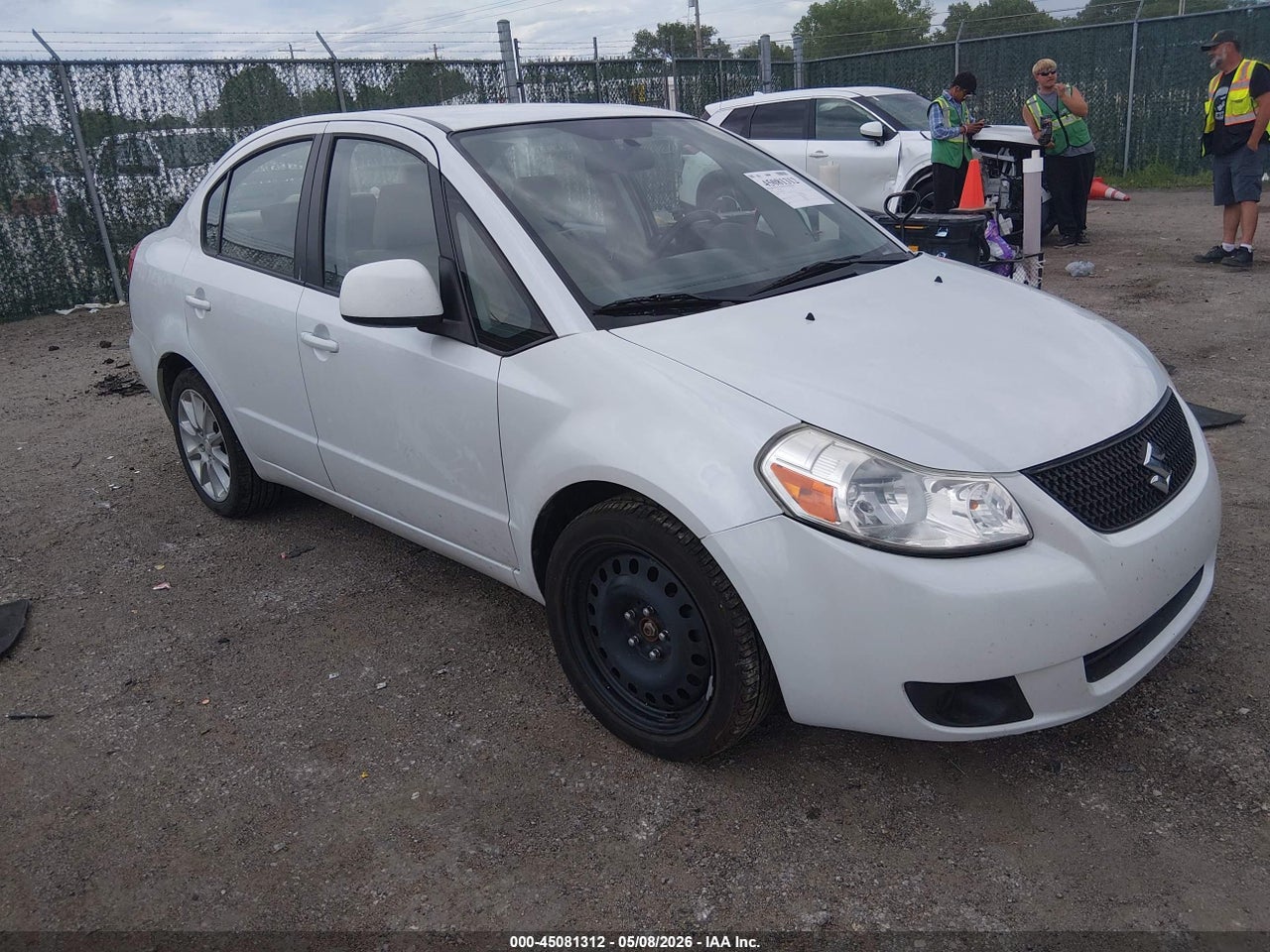 JS2YC5A28B6****** · 2011 SUZUKI SX4 LE/LE ANNIVERSARY EDITION