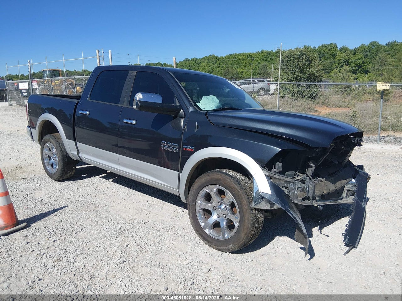 1C6RR7NT6ES****** · 2014 RAM 1500 LARAMIE
