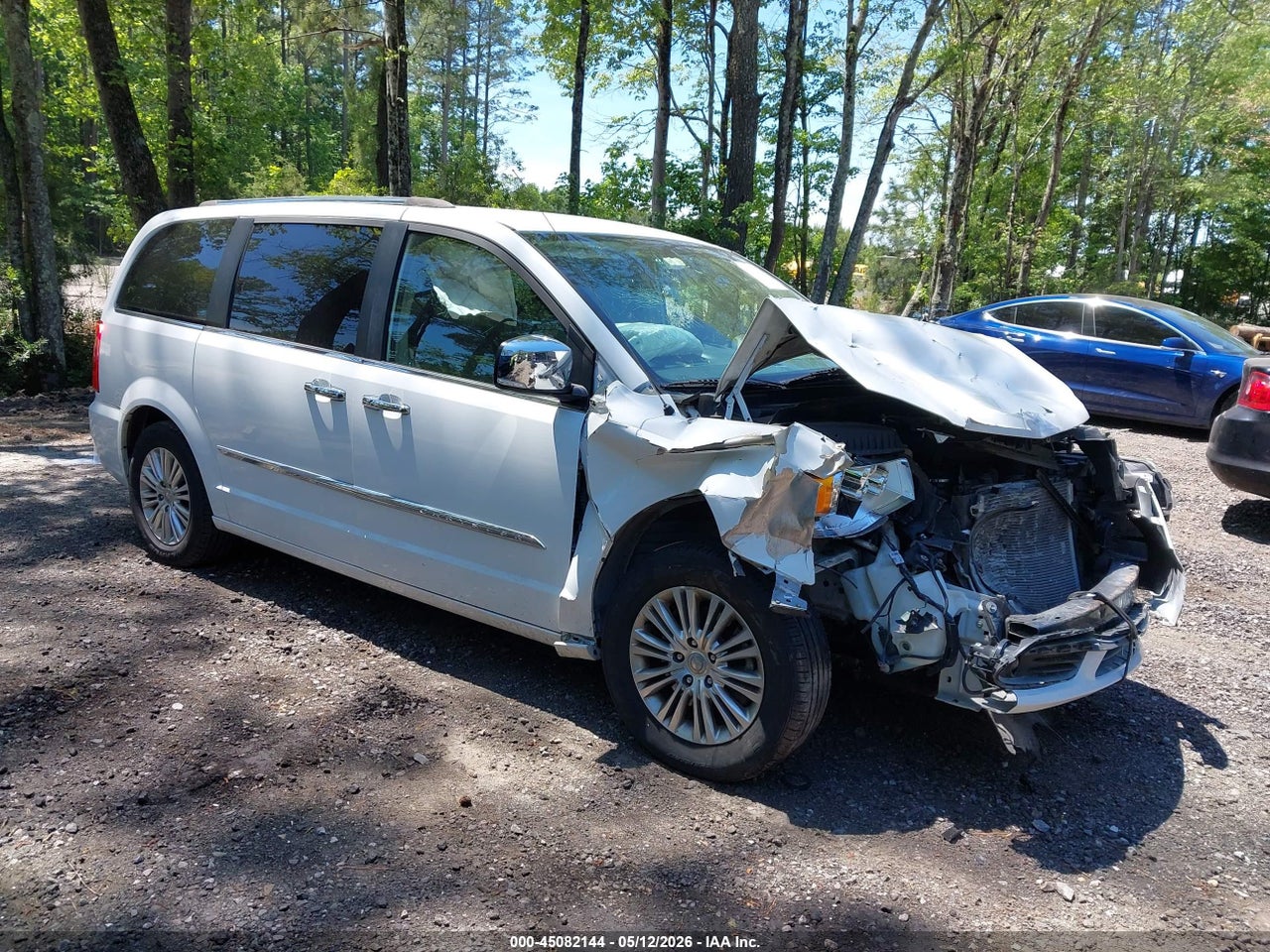 2C4RC1CG6ER****** · 2014 CHRYSLER TOWN &amp; COUNTRY TOURING-L 30TH ANNIVERSARY