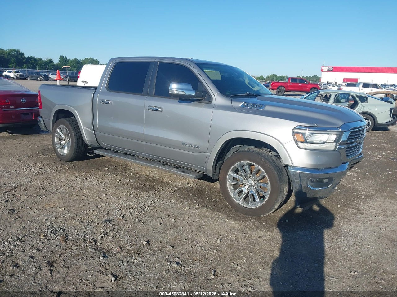 1C6SRFJT5KN****** · 2019 RAM 1500 LARAMIE  4X4 5'7 BOX