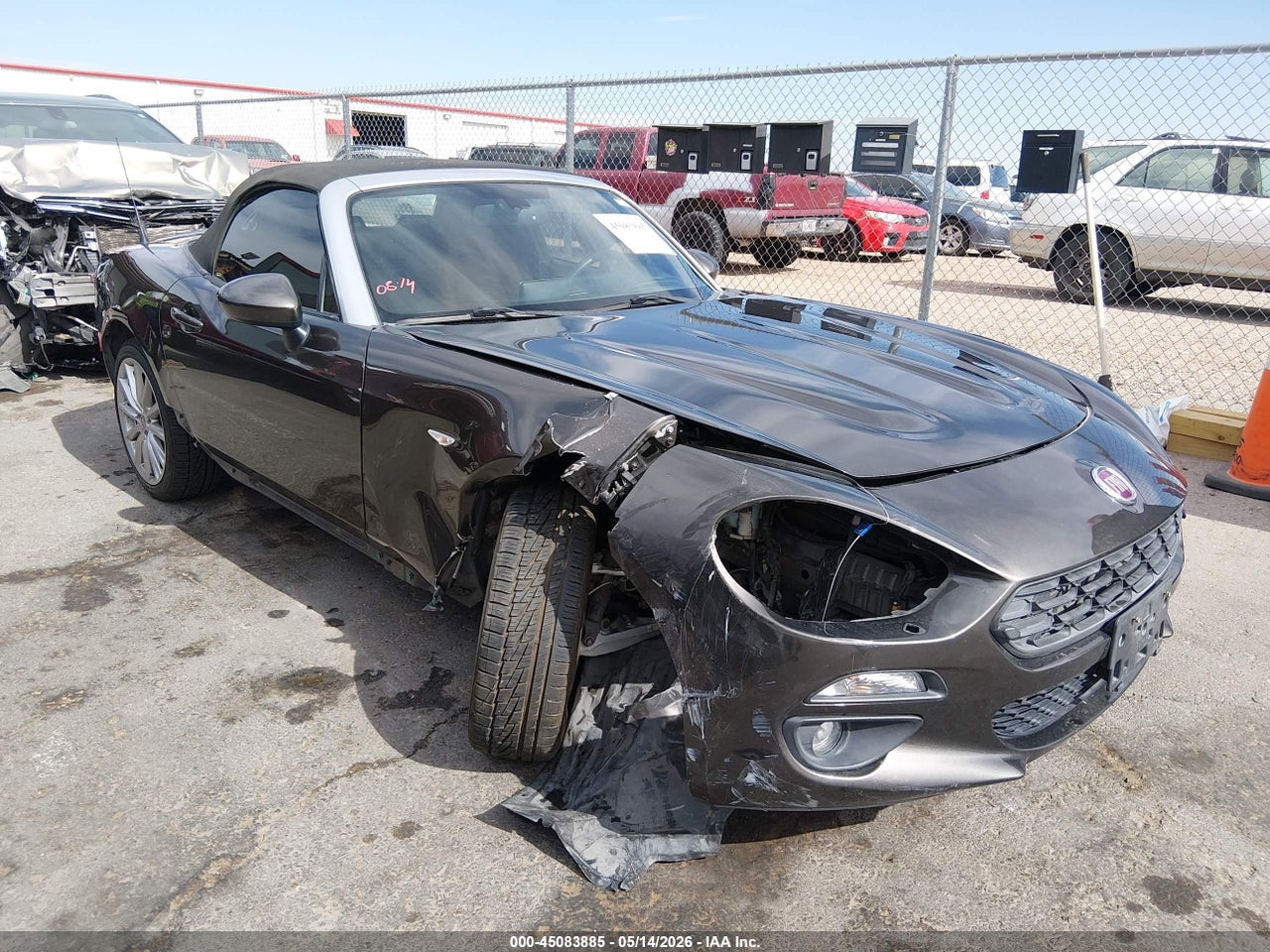 JC1NFAEK9H0****** · 2017 FIAT 124 SPIDER LUSSO