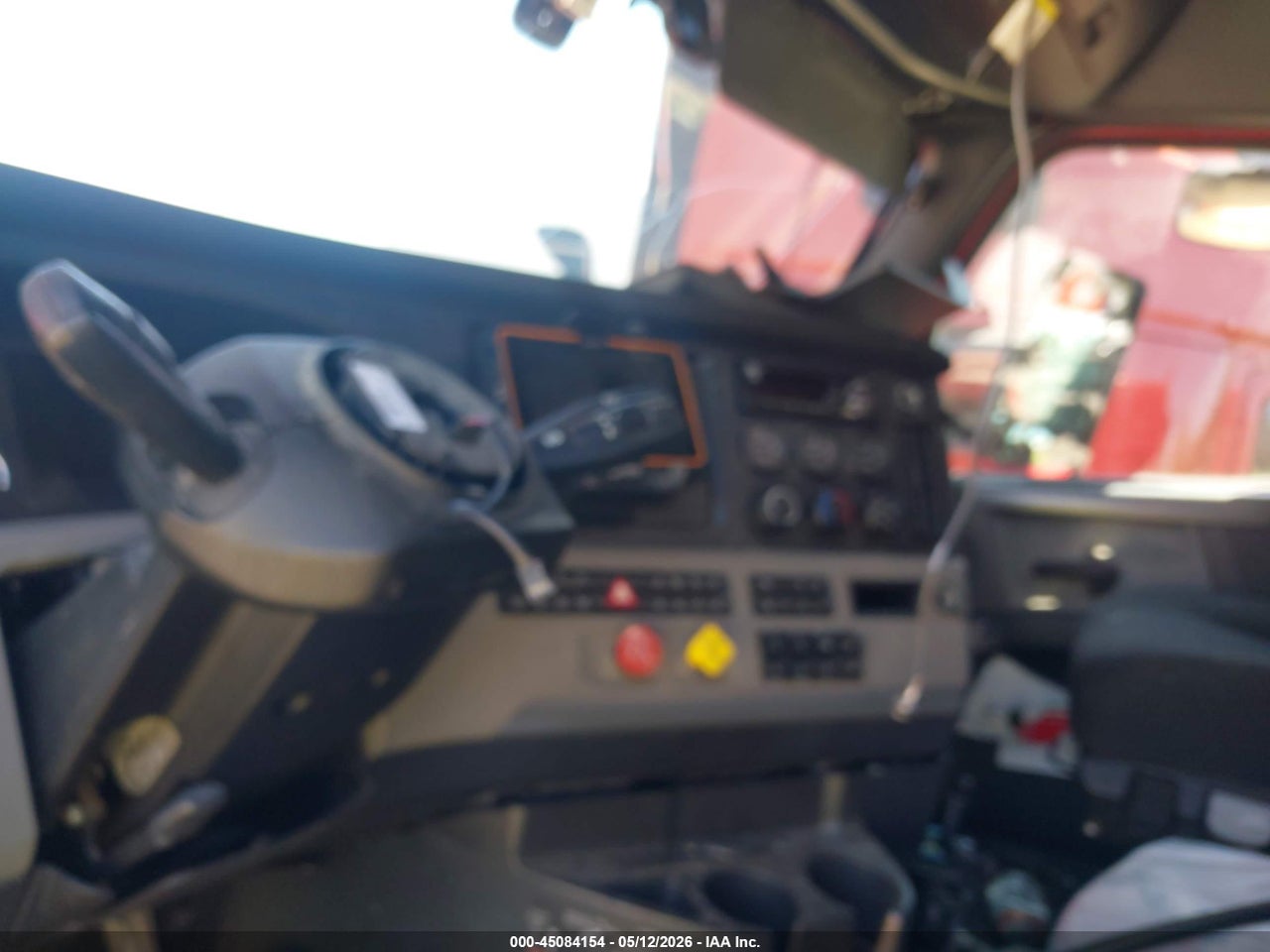 2020 FREIGHTLINER NEW CASCADIA 126 · 5/11