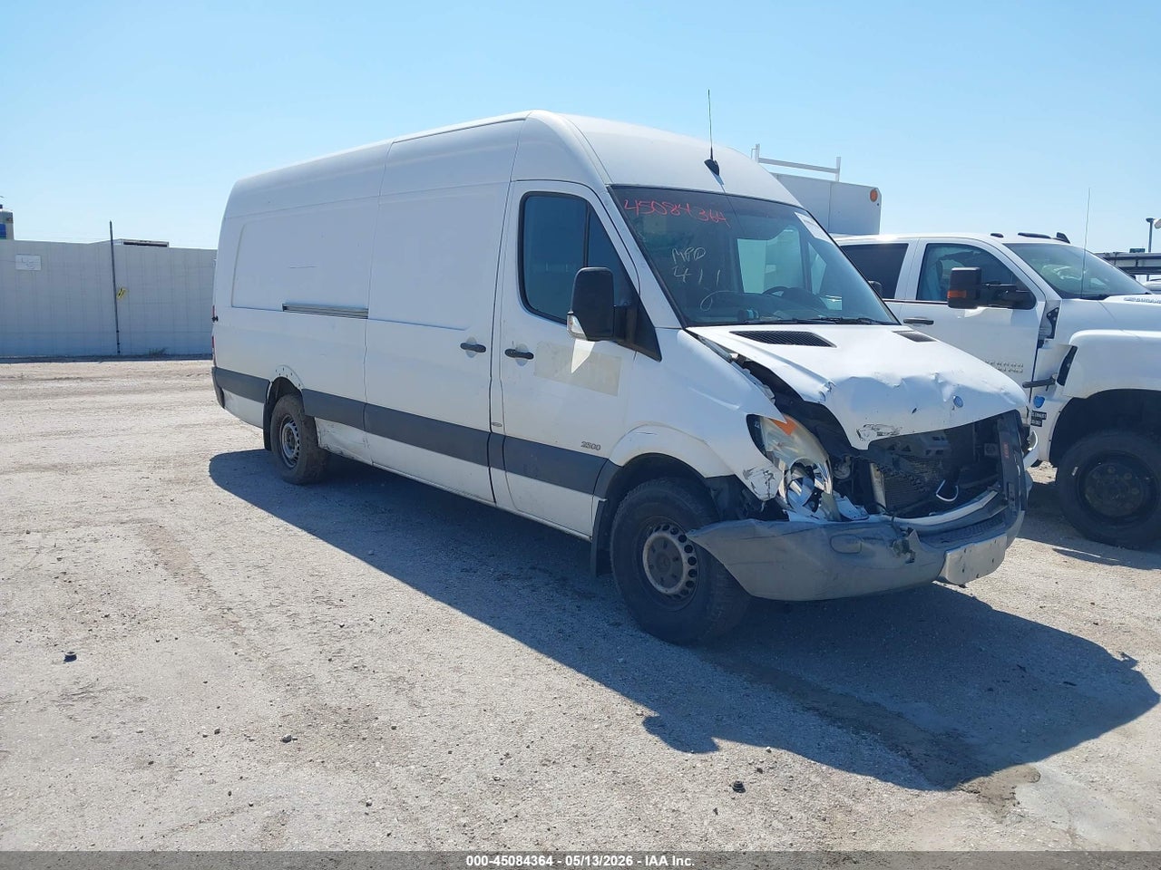 WD3PE8CC1B5****** · 2011 MERCEDES-BENZ SPRINTER 2500 HIGH ROOF