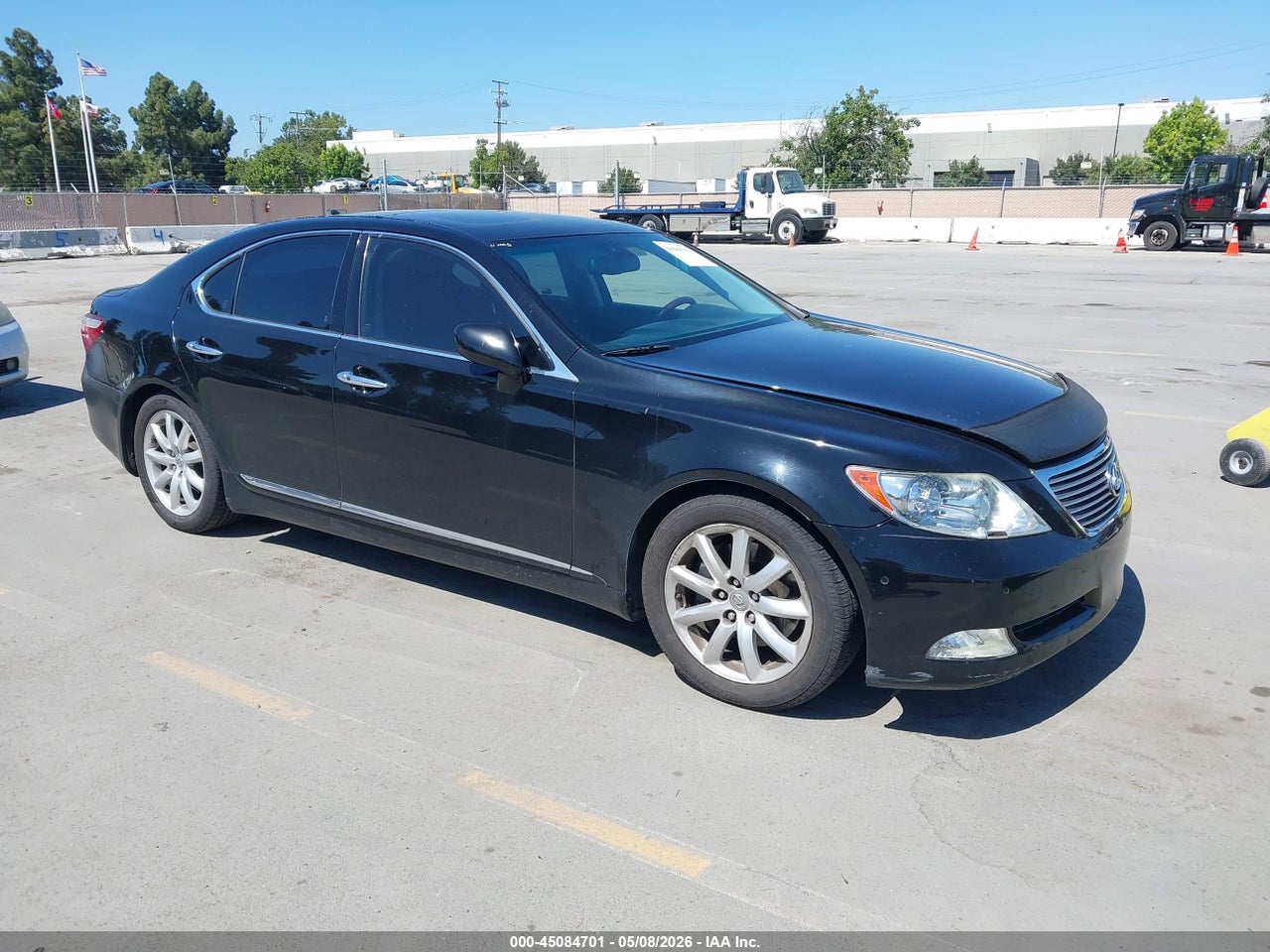 JTHBL46F375****** · 2007 LEXUS LS 460