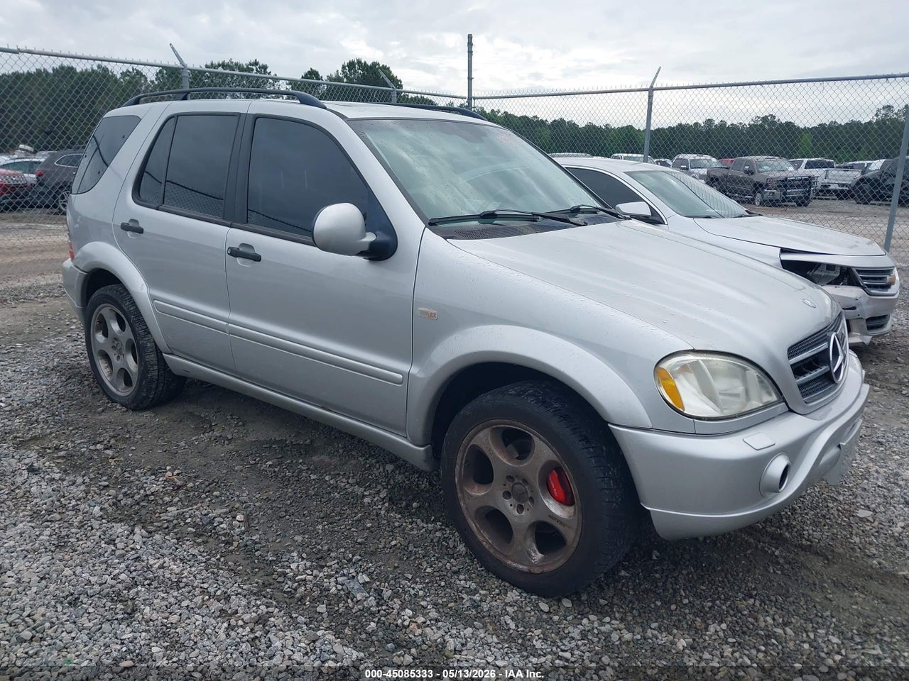 4JGAB74E81A****** · 2001 MERCEDES-BENZ ML 55 AMG