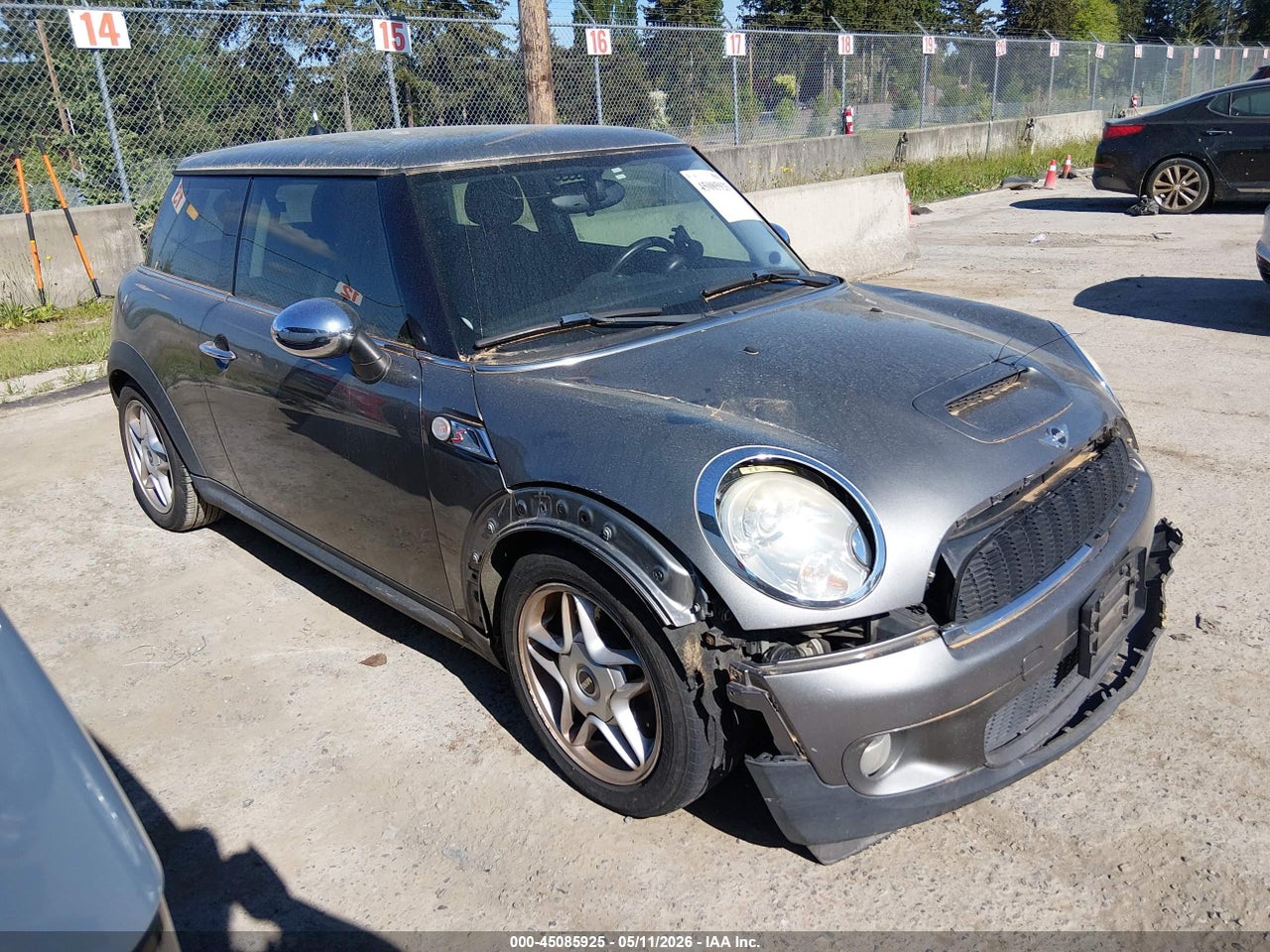 WMWMF73567T****** · 2007 MINI COOPER S