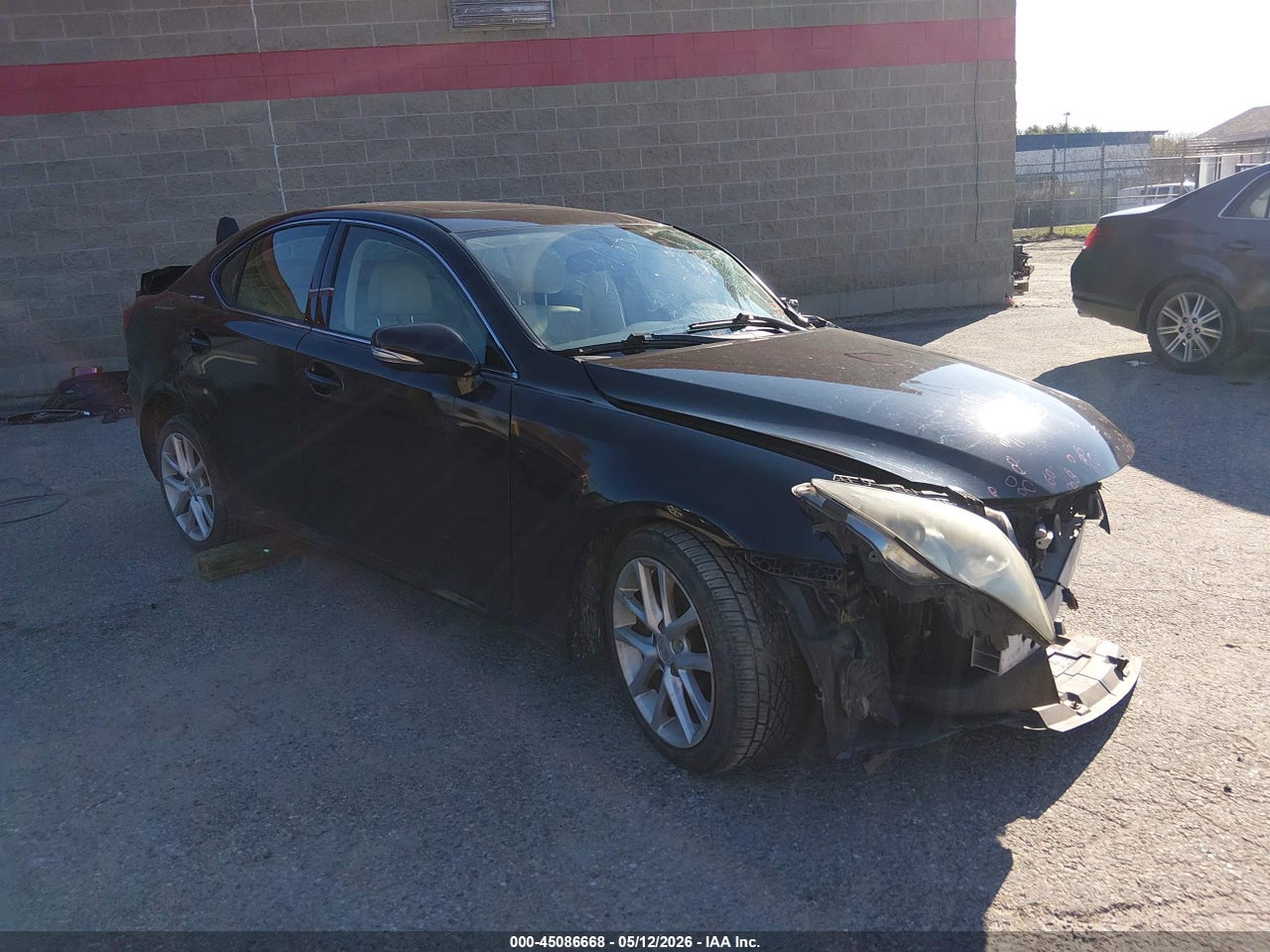 JTHCF5C25B5****** · 2011 LEXUS IS 250