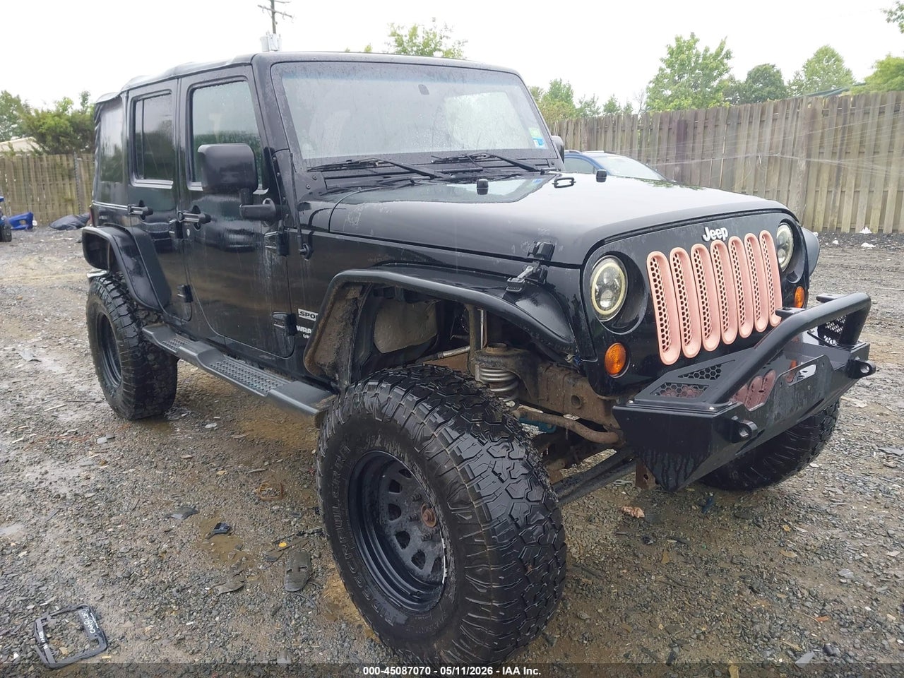 1J4HA3H10BL****** · 2011 JEEP WRANGLER UNLIMITED SPORT