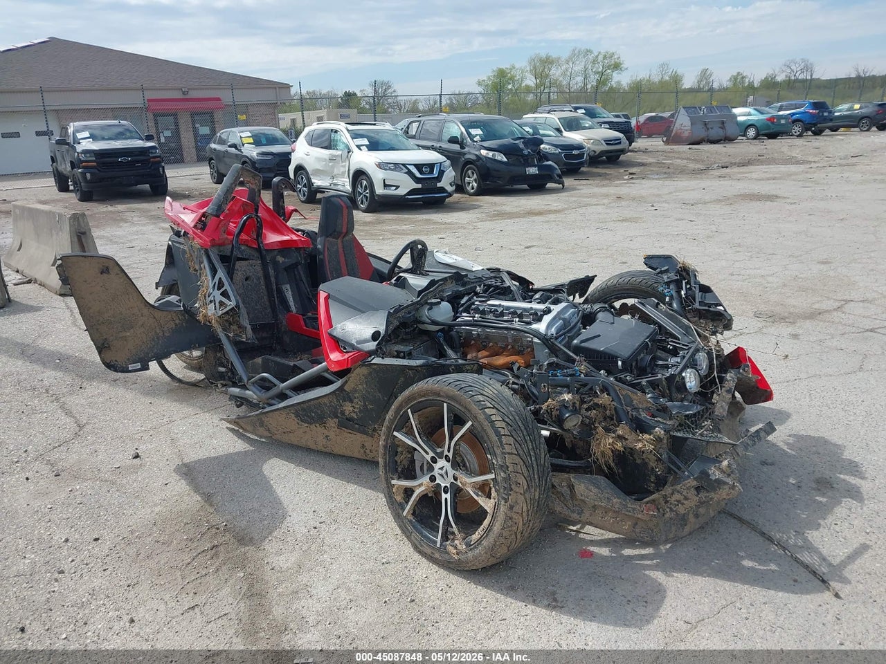 57XAAPFA0F5****** · 2015 POLARIS SLINGSHOT