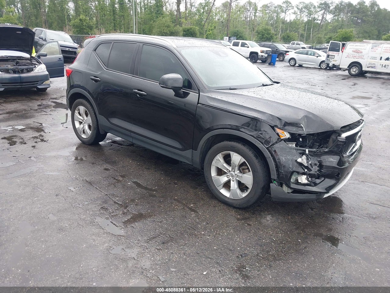 YV4AC2HKXL2****** · 2020 VOLVO XC40 T4 MOMENTUM