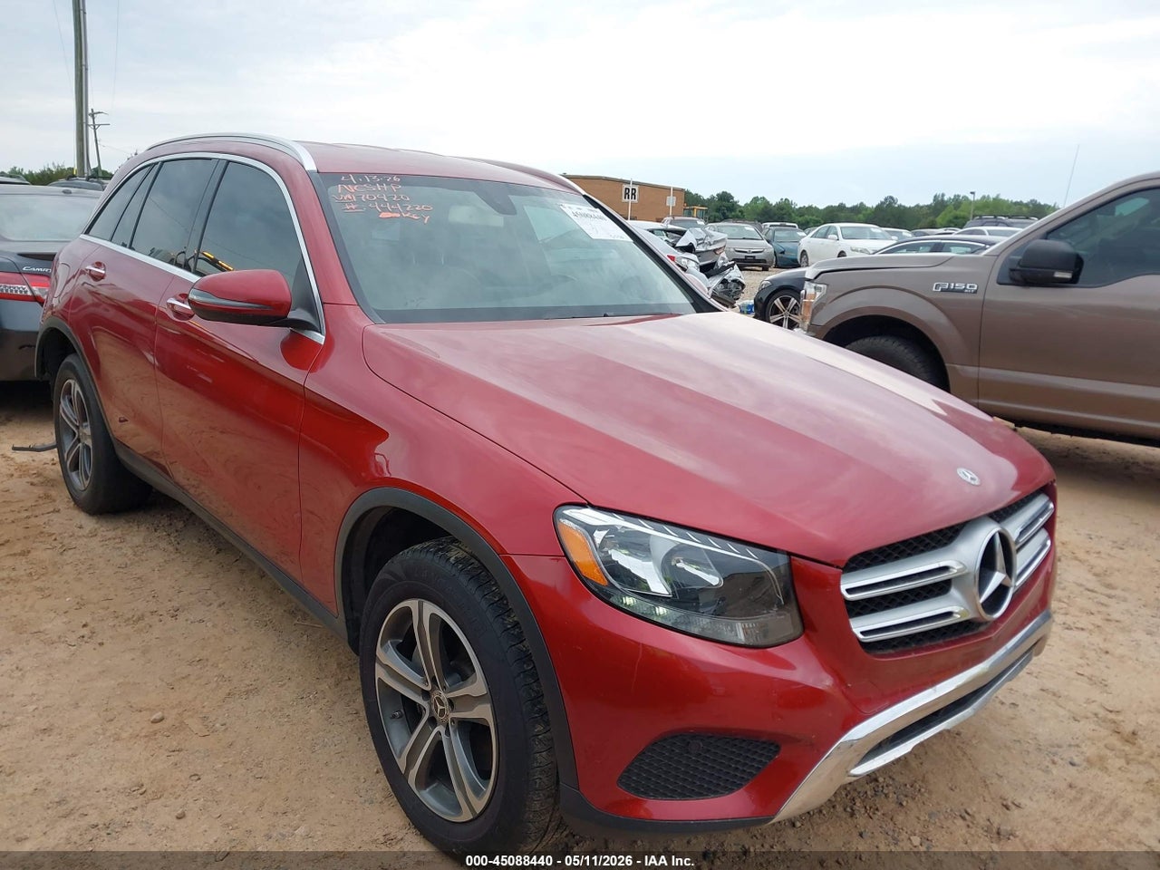 WDC0G4JBXKV****** · 2019 MERCEDES-BENZ GLC 300