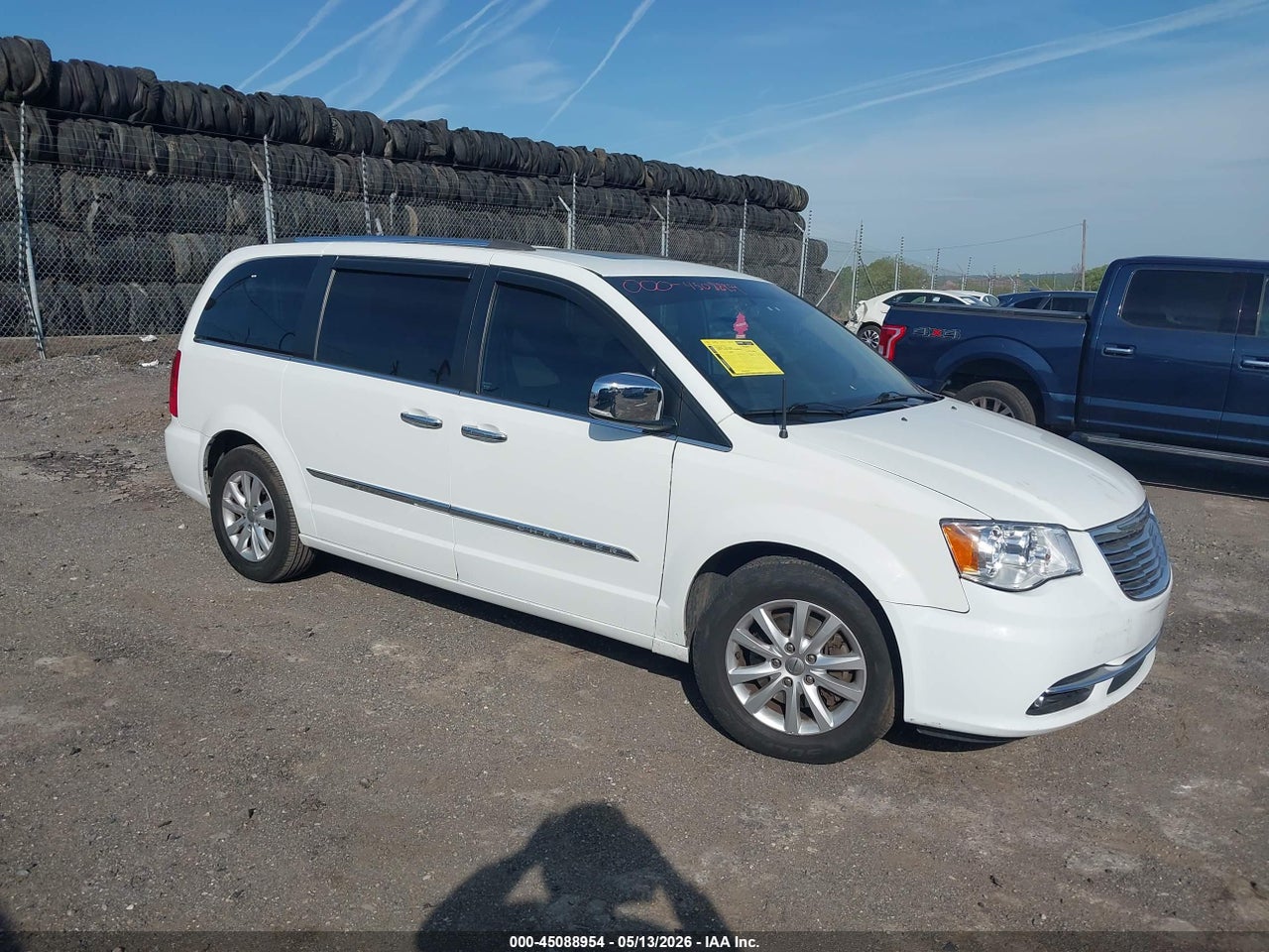 2C4RC1GG4FR****** · 2015 CHRYSLER TOWN &amp; COUNTRY LIMITED PLATINUM