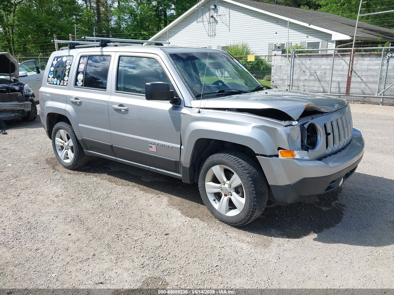 1C4NJRFBXGD****** · 2016 JEEP PATRIOT LATITUDE