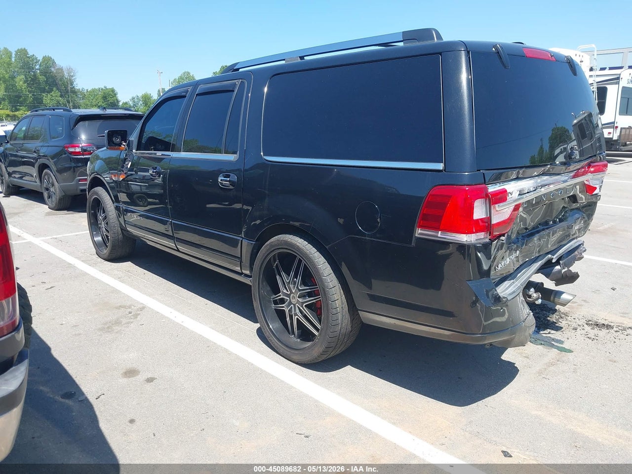 2015 LINCOLN NAVIGATOR L · 3/11
