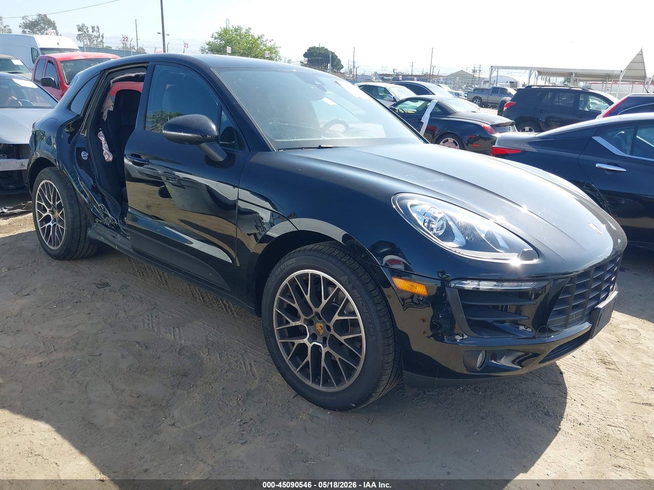 WP1AA2A59JL****** · 2018 PORSCHE MACAN SPORT EDITION