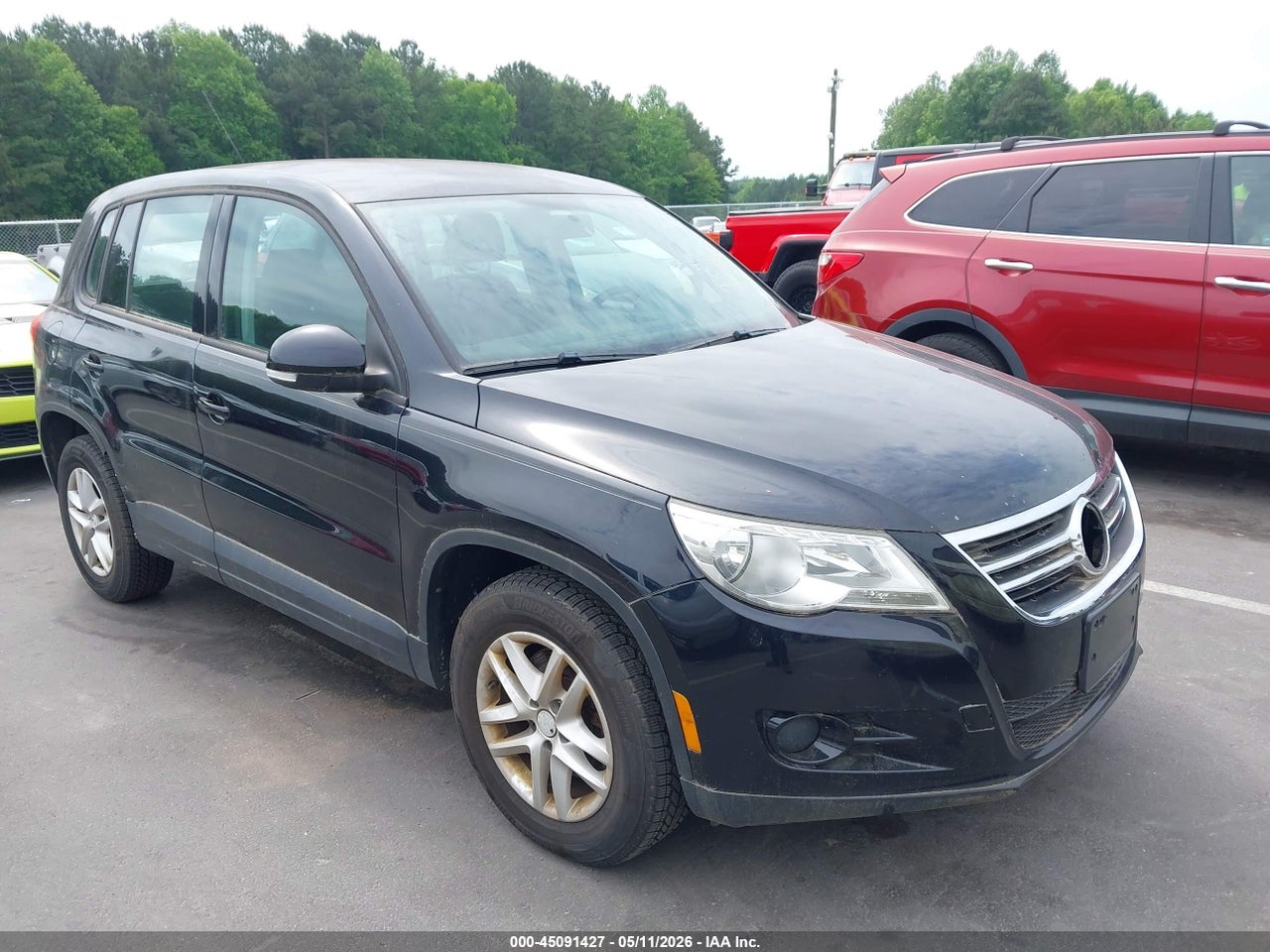 WVGBV7AX4BW****** · 2011 VOLKSWAGEN TIGUAN S