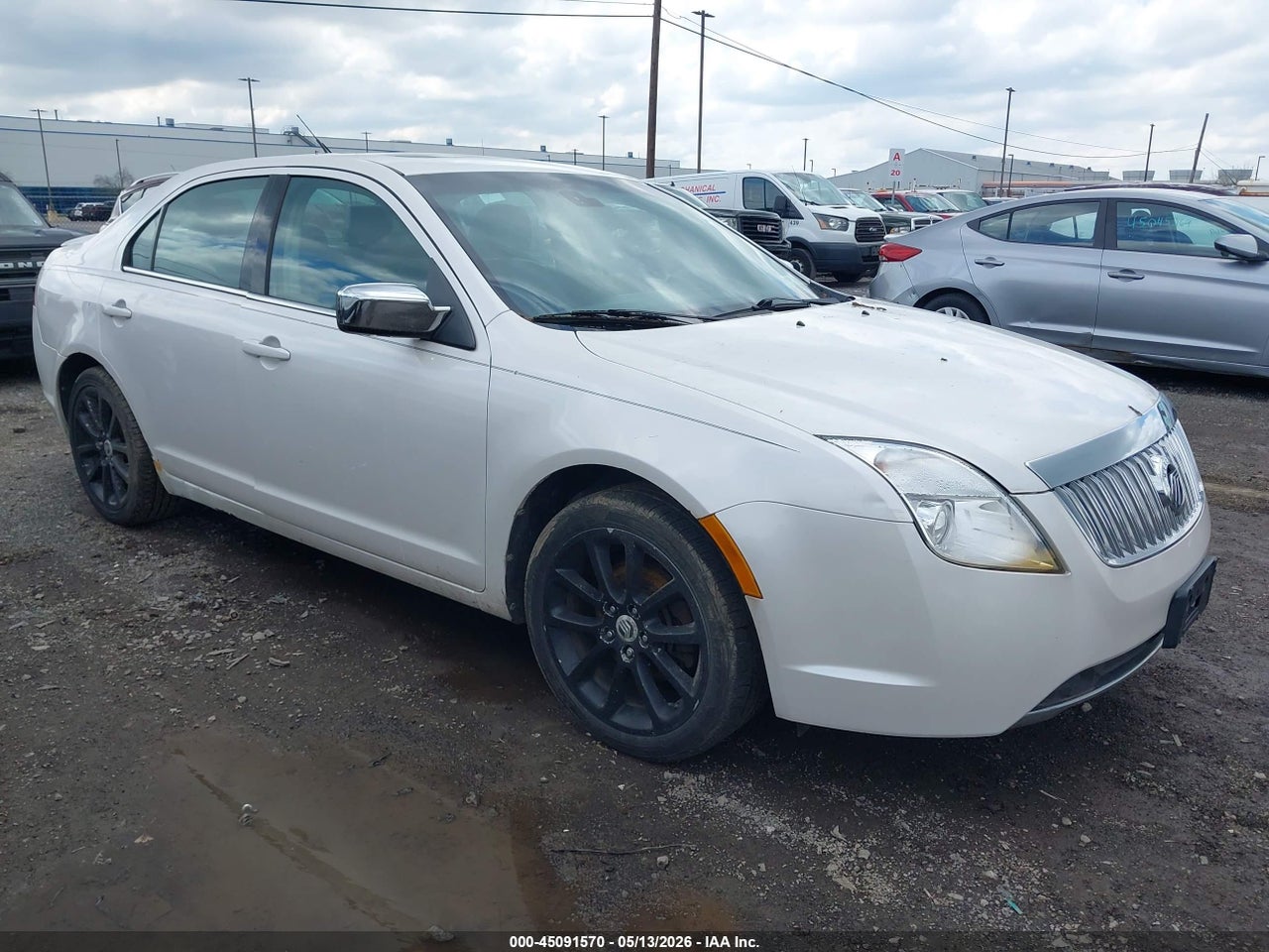 3MEHM0JG2BR****** · 2011 MERCURY MILAN PREMIER