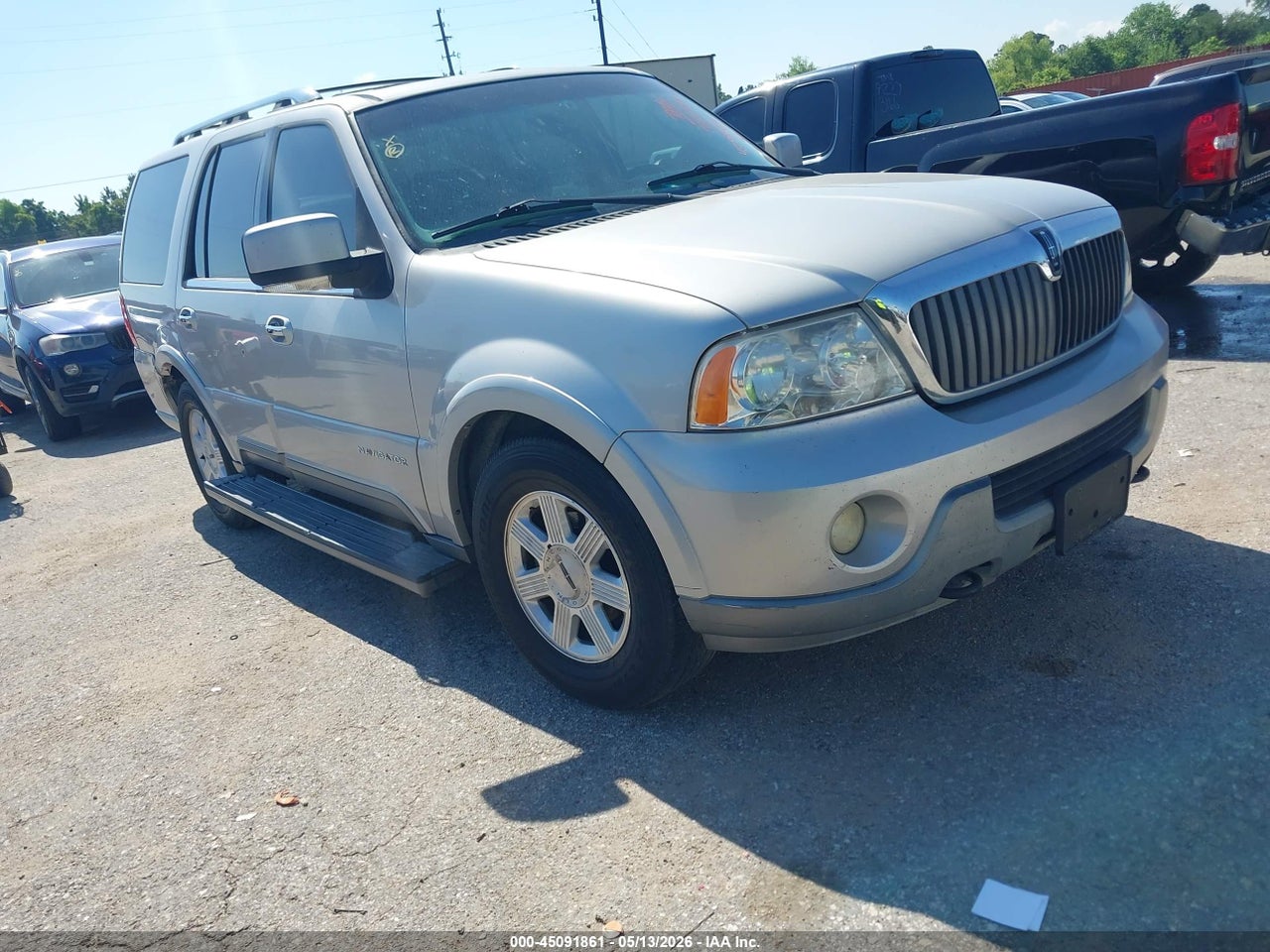 5LMFU27R53L****** · 2003 LINCOLN NAVIGATOR