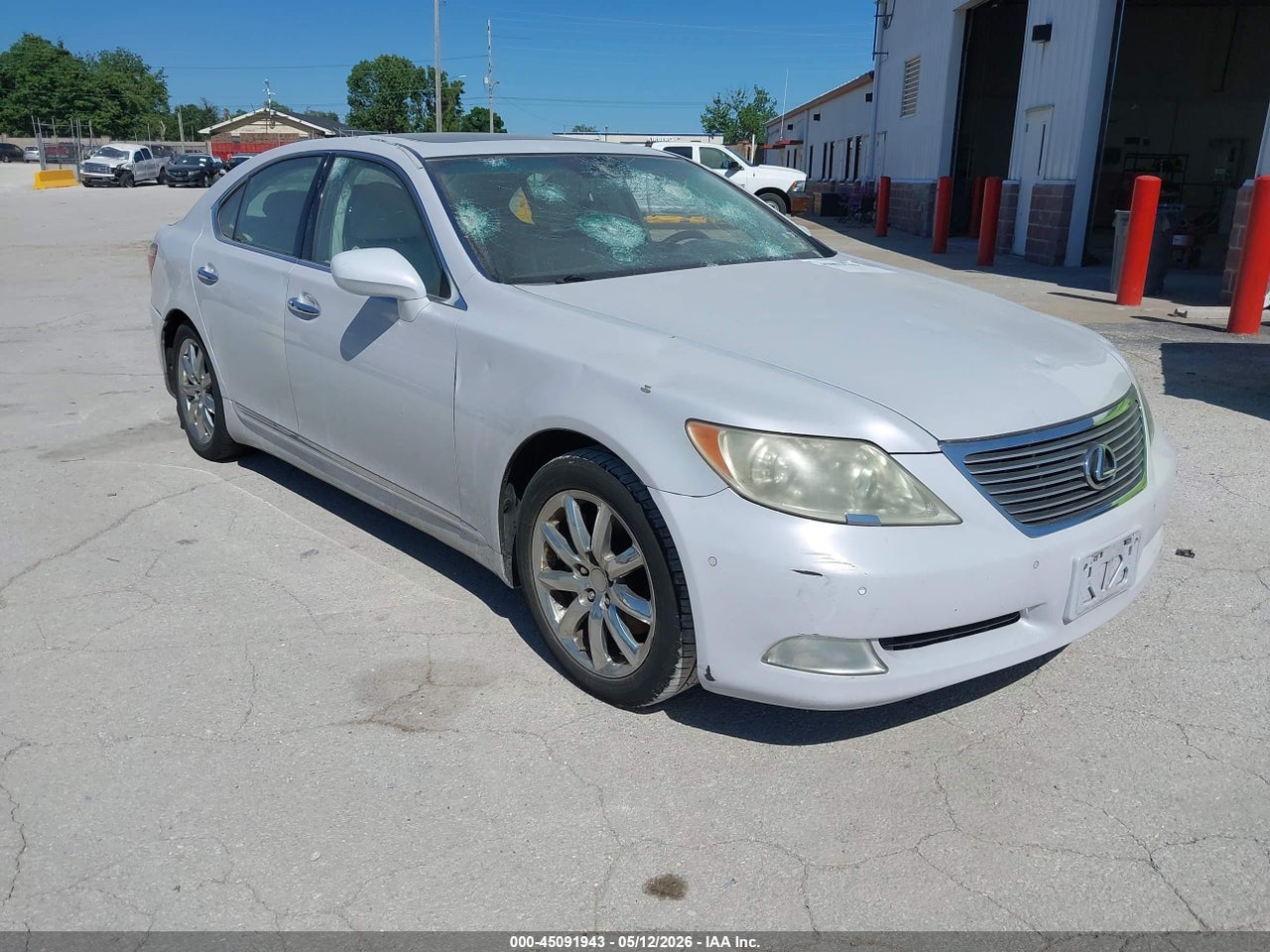 JTHBL46F485****** · 2008 LEXUS LS 460