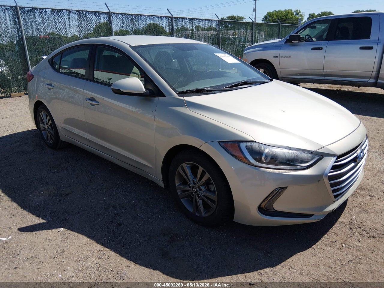 5NPD84LF5HH****** · 2017 HYUNDAI ELANTRA SE