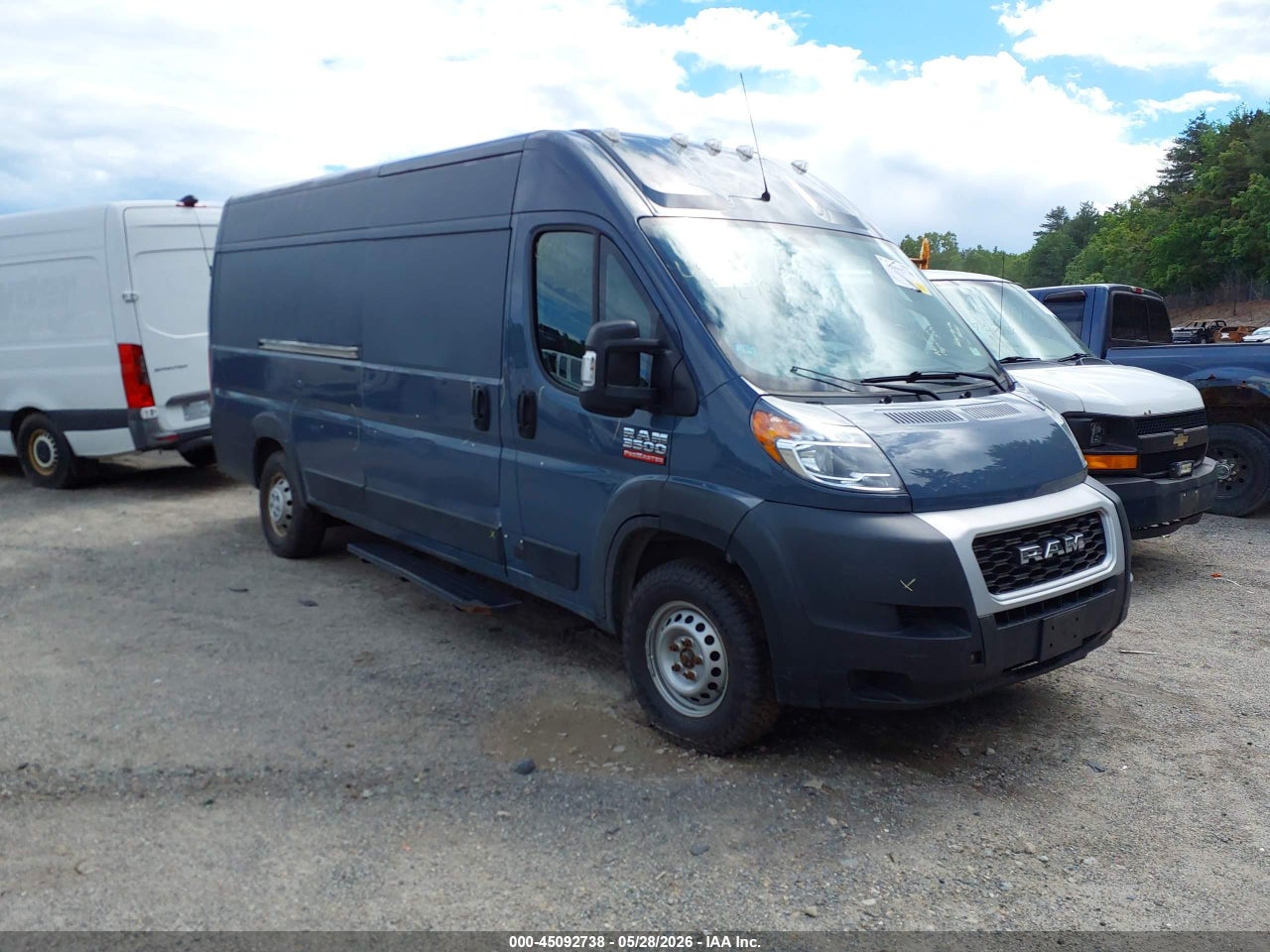 3C6URVJGXKE****** · 2019 RAM PROMASTER 3500 CARGO VAN HIGH ROOF 159 WB EXT