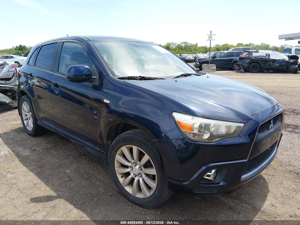 JA4AP4AU2BZ****** · 2011 MITSUBISHI OUTLANDER SPORT SE
