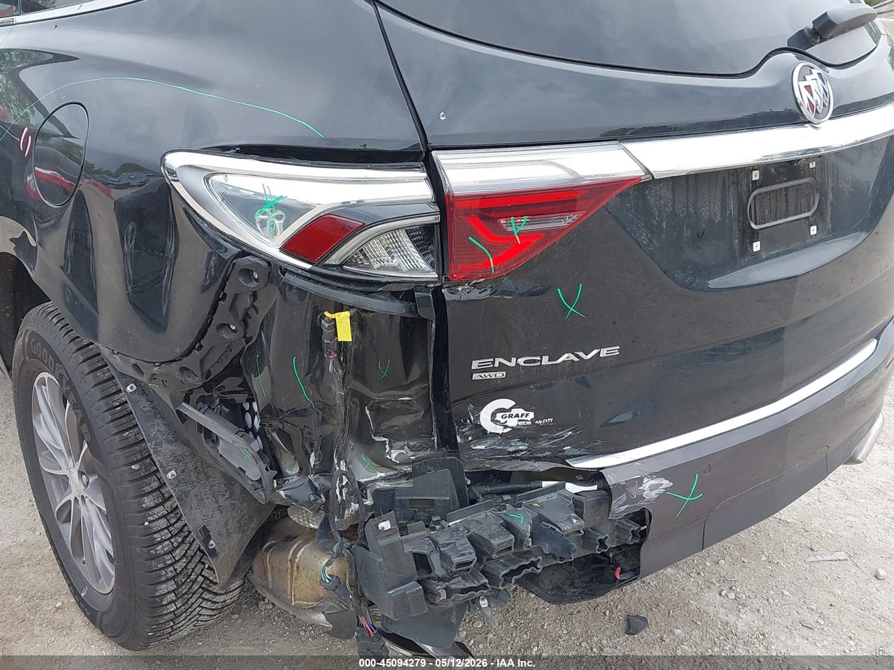 2022 BUICK ENCLAVE AWD PREMIUM · 6/11