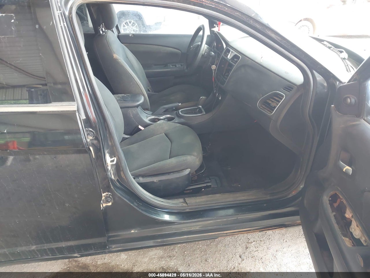 2012 CHRYSLER 200 LX · 5/11