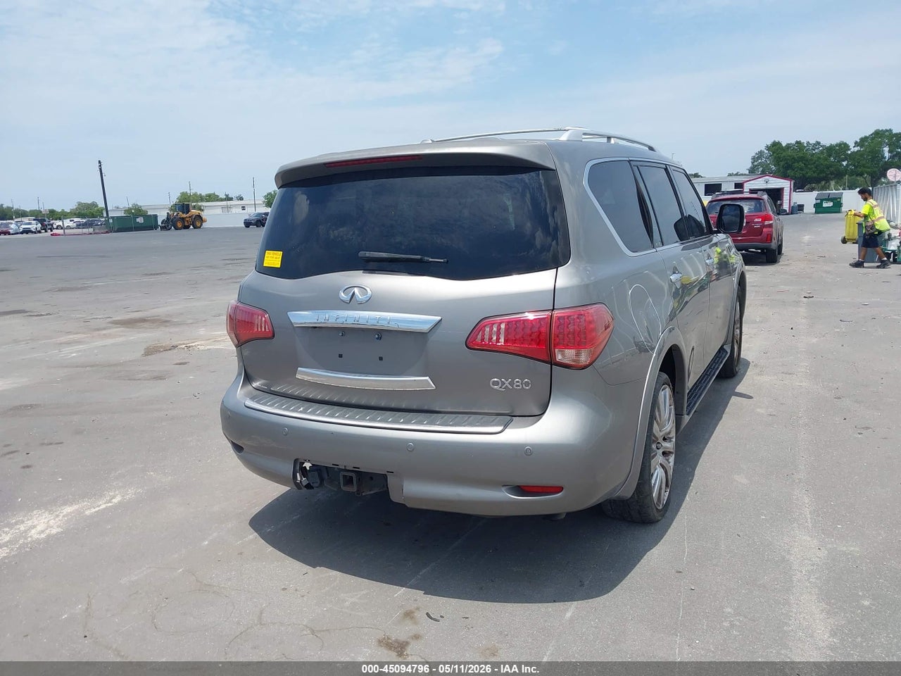 2014 INFINITI QX80 · 4/11