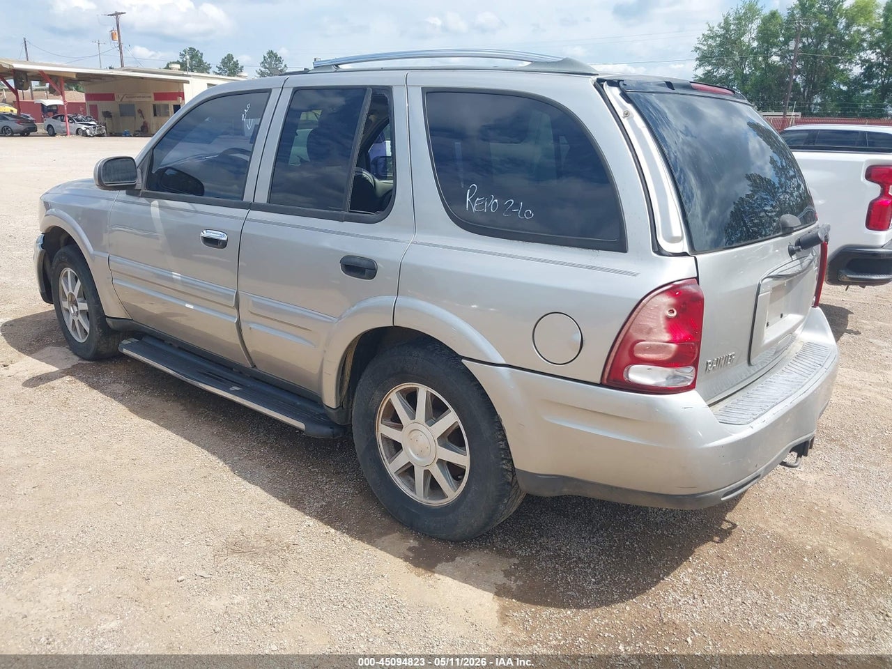 2006 BUICK RAINIER CXL · 3/10