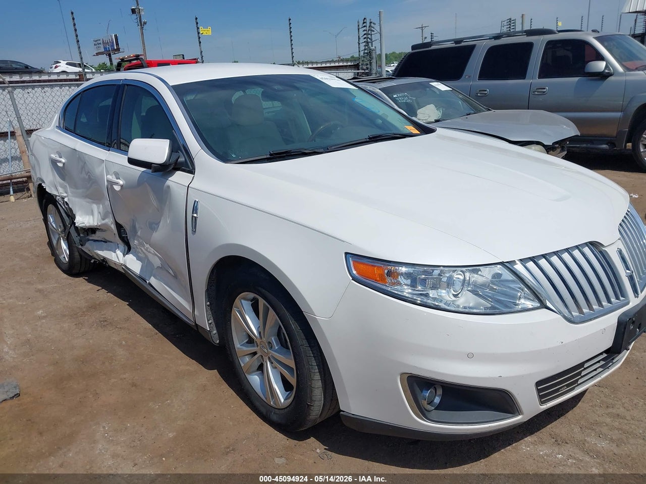 1LNHL9DR3AG****** · 2010 LINCOLN MKS